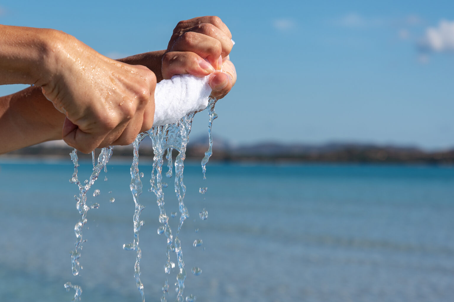 How To Clean Your Monitor Right: Tips & Tricks | Goldtouch Blog
